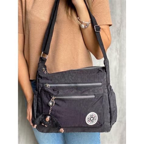 bolsa preta grande transversal kipling|bolsa transversal kipling.